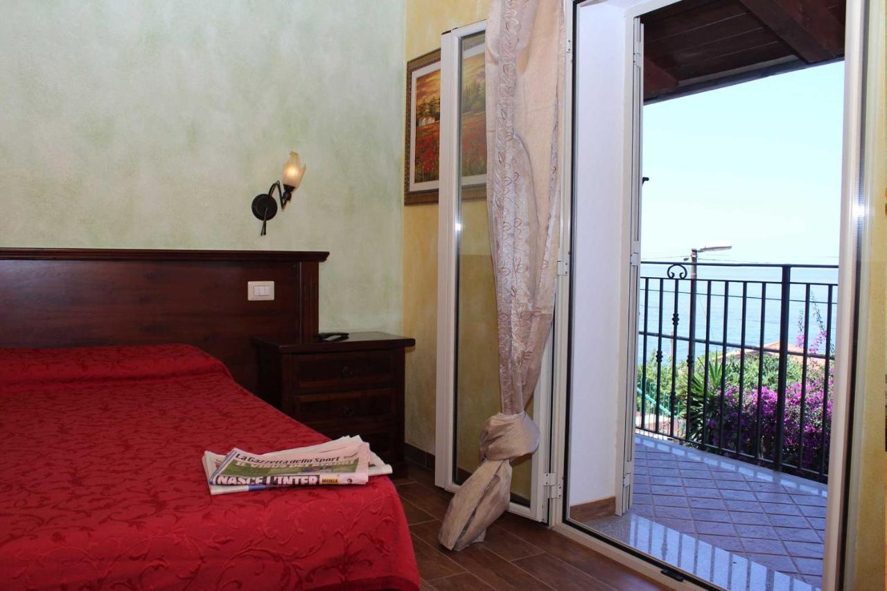 Villa Paladino - B&B E Guest House Шилла Экстерьер фото